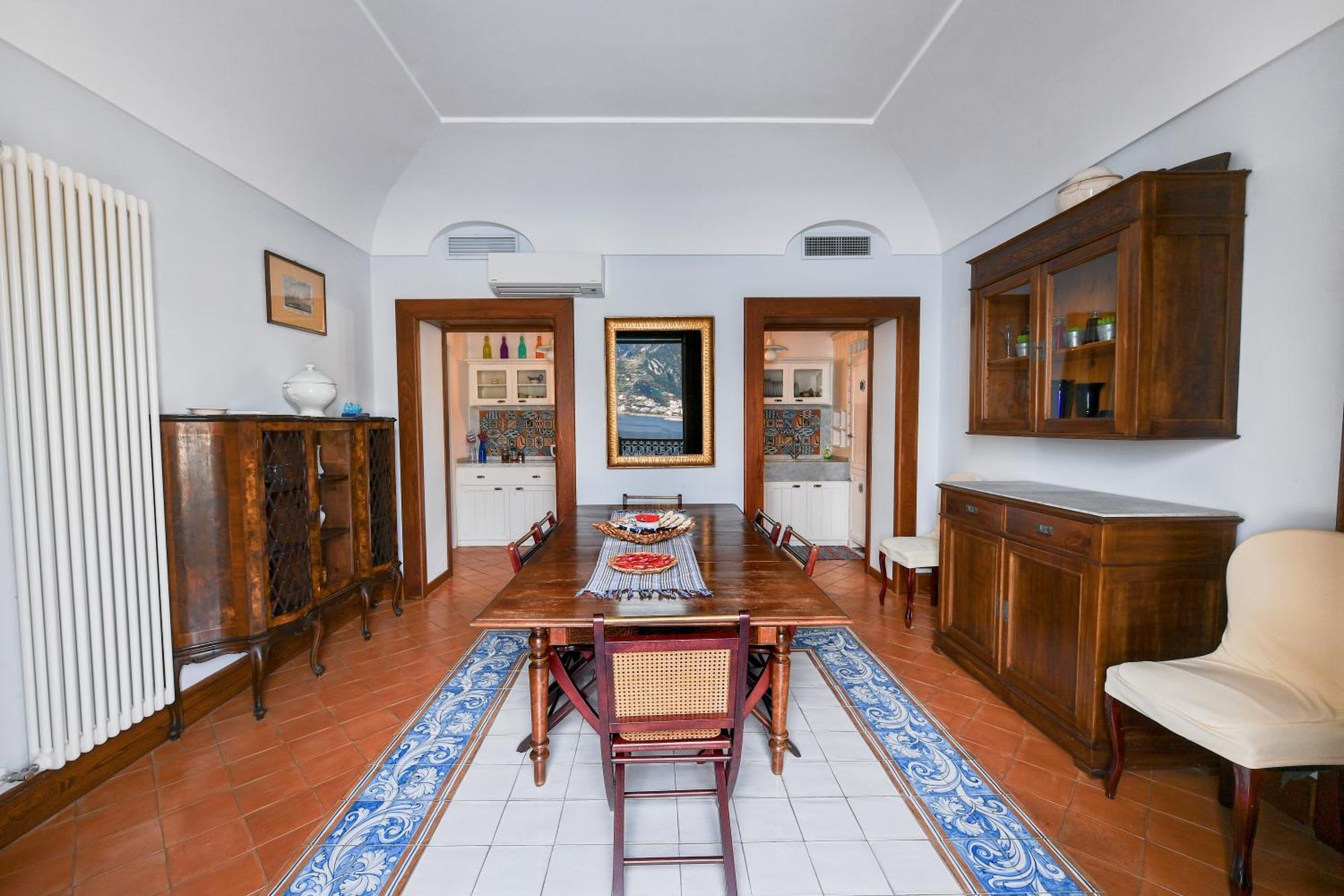 Two-Bedroom Apartment Sea View Separate Building